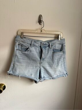 American Eagle Light Blue Denim High Rise Shorties - Women